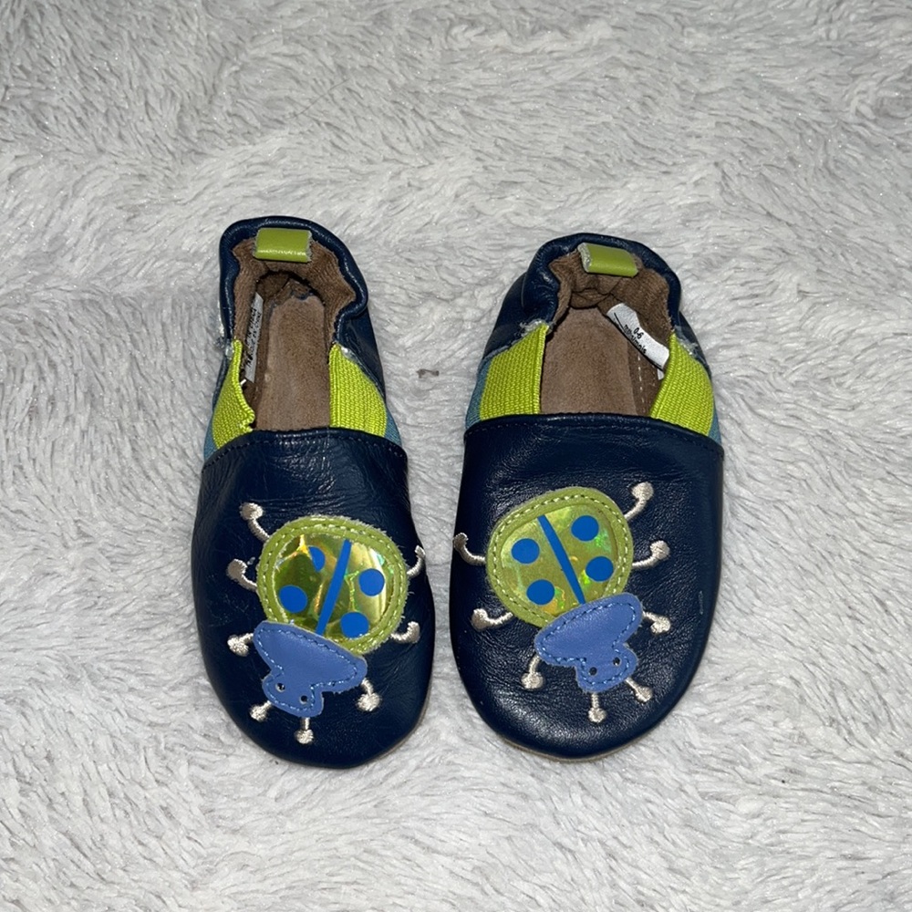 Robeez bug shoes 0-6 months baby